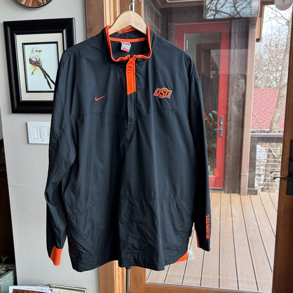 Nike Team Men's Oklahoma State Black and Orange Windbreaker (Sz XXL)